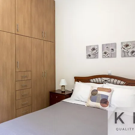 Endless View Flat In Vlachata! *